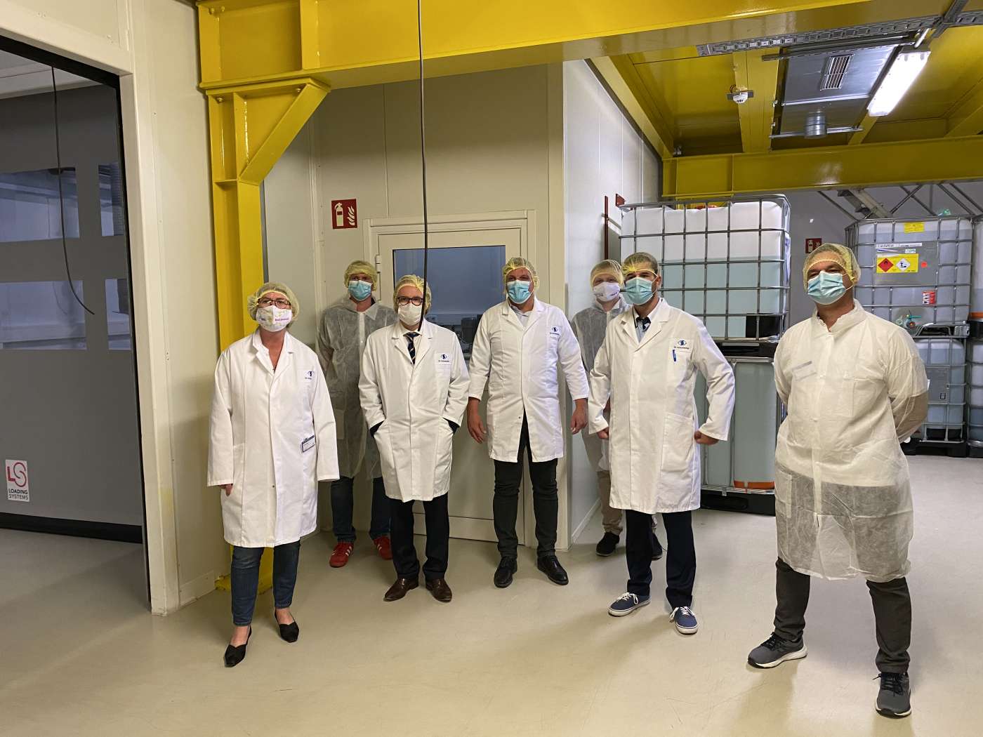 Nölke und Dassler besichtigen Dr. Schumacher-Werk in Malsfeld